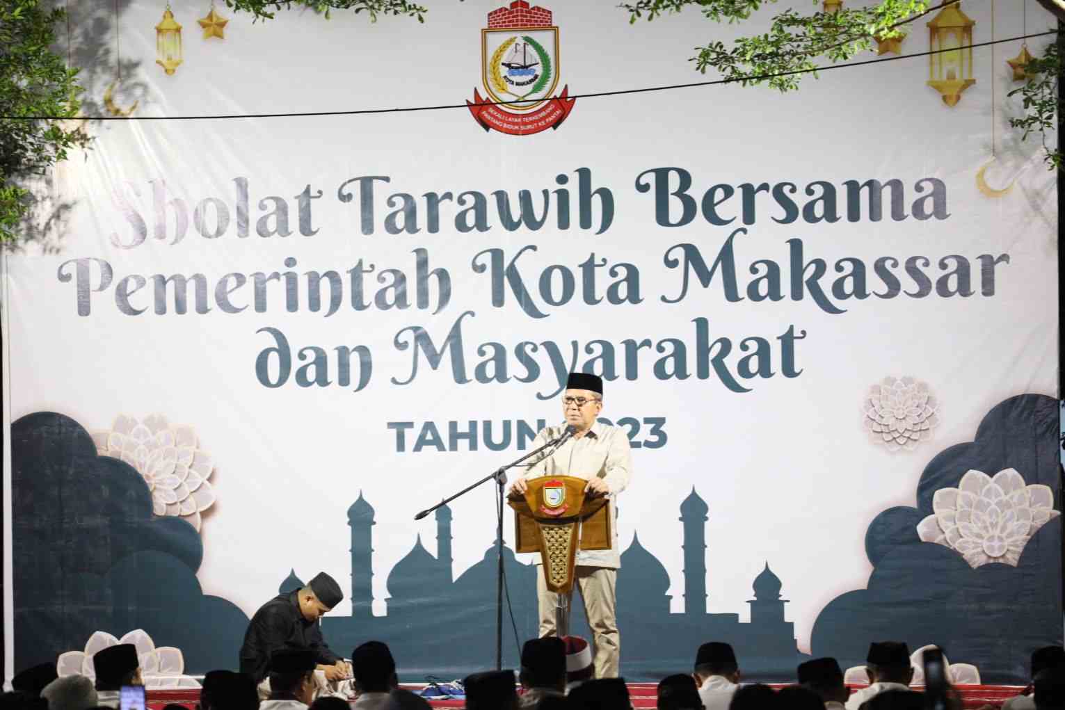 Salat Tarawih Bersama Jajaran Pegawai Pemkot Makassar