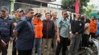 Tinjau Banjir di Katimbang, Wali Kota Makassar Cari Solusi Permanen